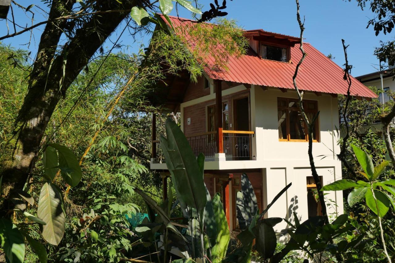 Casa Del Rio En Mindo Bed & Breakfast Luaran gambar