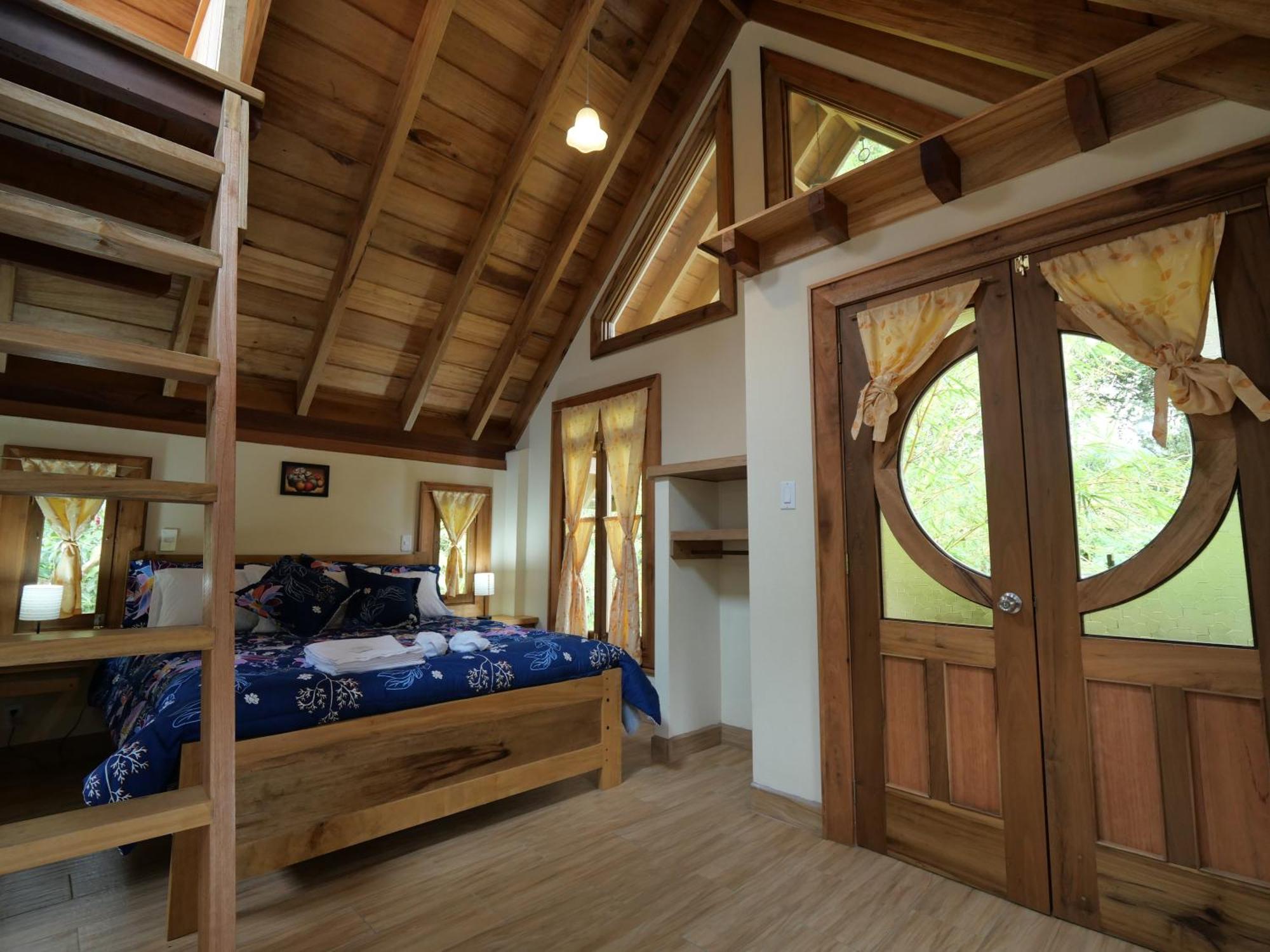 Casa Del Rio En Mindo Bed & Breakfast Luaran gambar